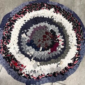 Handmade crocheted rug bathroom kitchen mat round 22.5” diameter